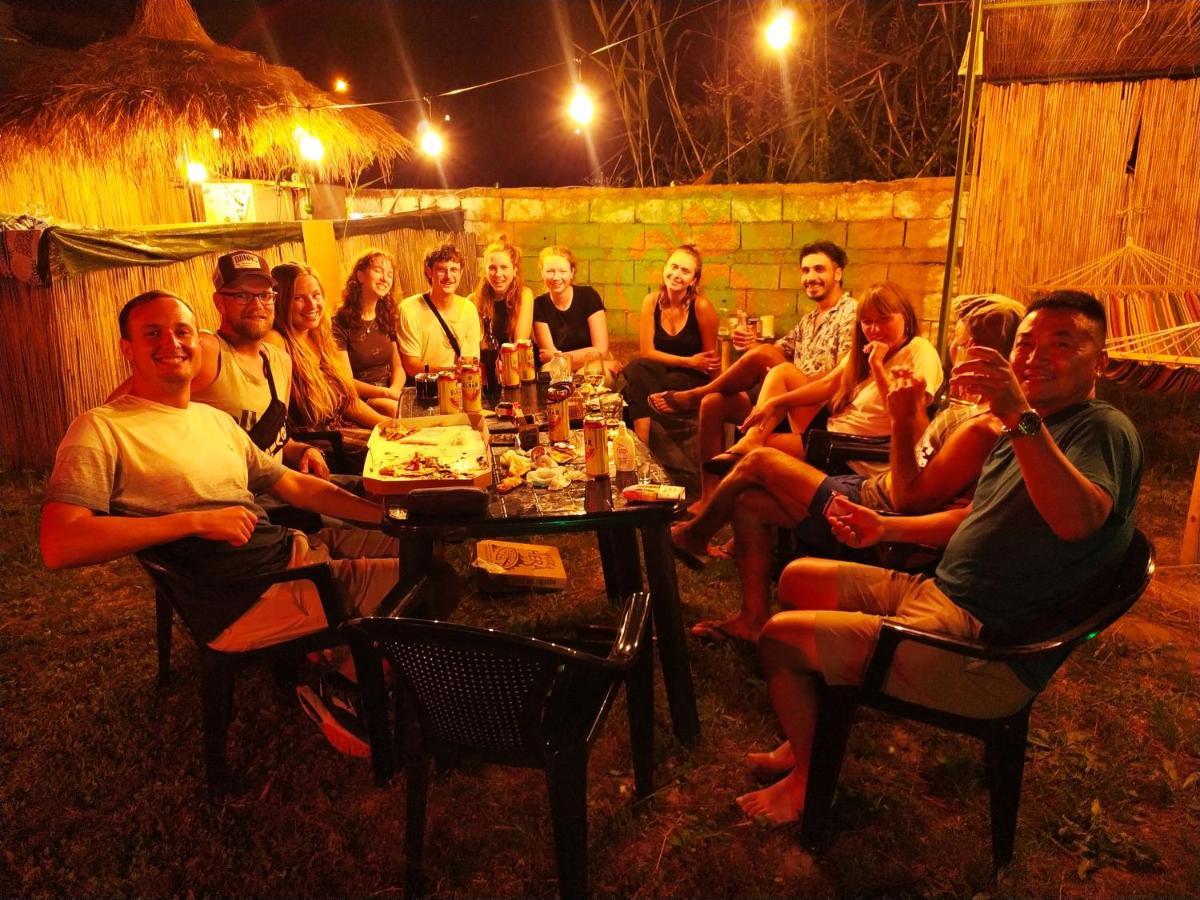 Pinegroove Hostel Vlora Exterior foto