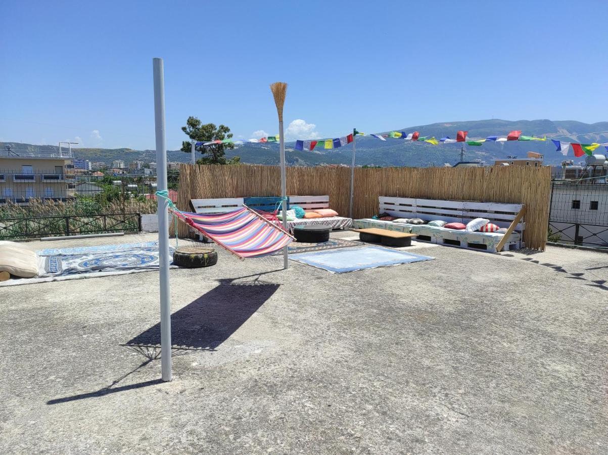 Pinegroove Hostel Vlora Exterior foto